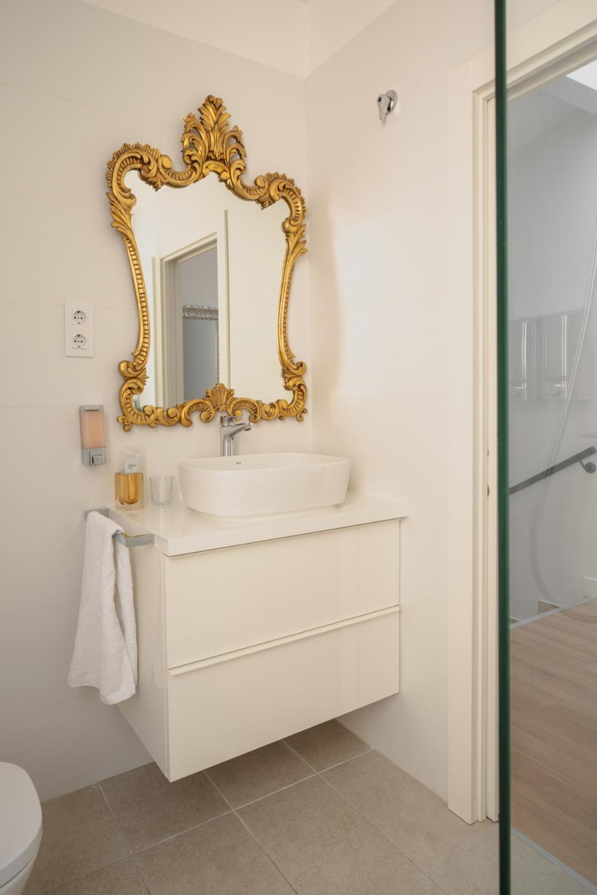 Villa Conde L'Hospitalet de Llobregat Esterno foto